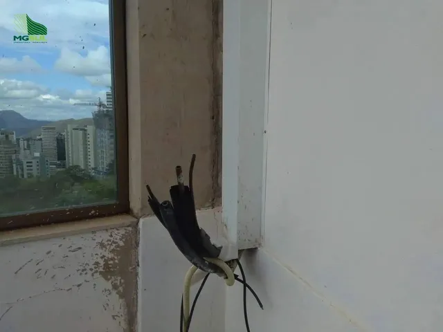 Imagem 2: Salão À Venda, 500M², com 8 Vagas Cobertas e Terraço, no Vila da Serra, Nova Lima/Mg