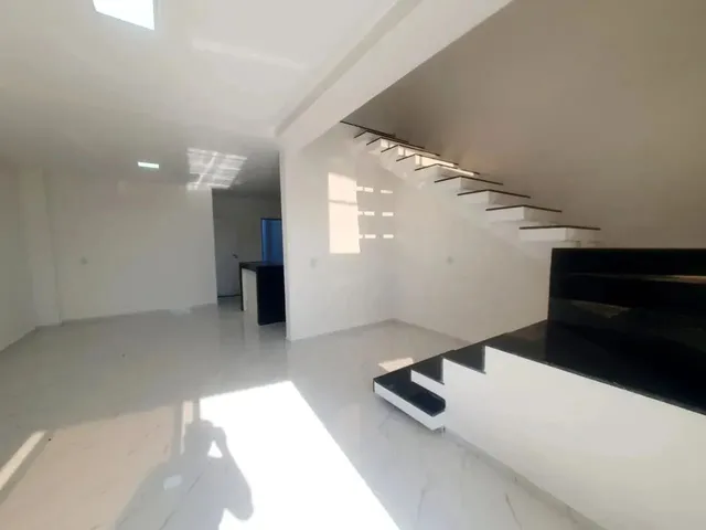 Imagem 5: Duplex À Venda no Pacheco com 3 Suítes, 125M² e Acabamento de Alto Padrão! Cód