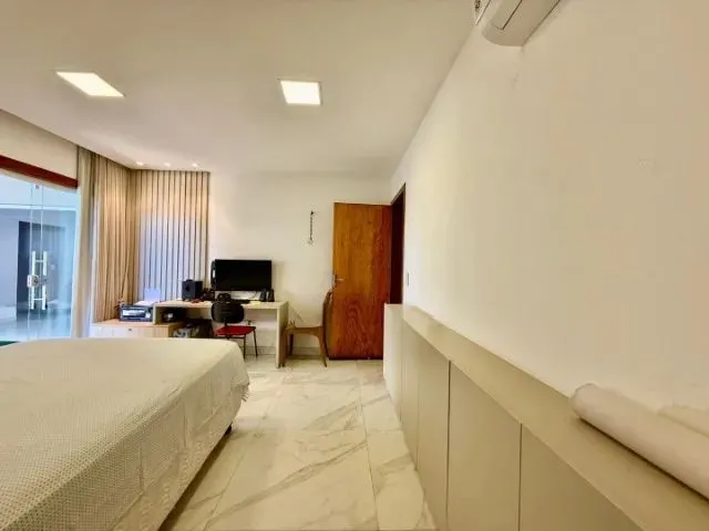 Imagem 2: Casa, Centro - Eusébio, 04 Suítes