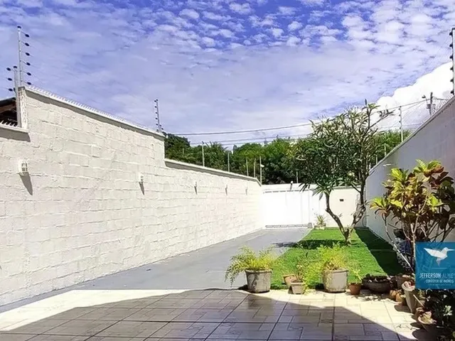 Imagem 14: Casa Duplex Solta com Amplo Terreno, Frente para Praça na Região Central do Eusébio