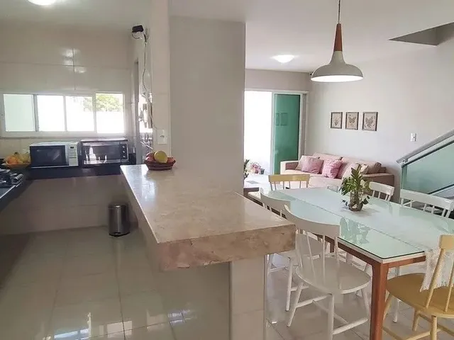 Imagem 8: Casa Duplex Solta com Amplo Terreno, Frente para Praça na Região Central do Eusébio