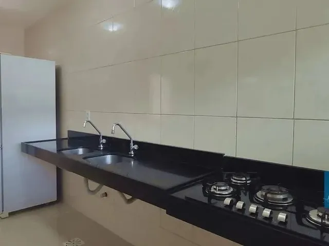 Imagem 10: Casa Duplex Solta com Amplo Terreno, Frente para Praça na Região Central do Eusébio