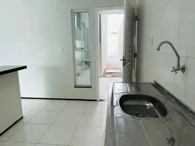 Imagem 12: Imóvel para Venda com 100 Metros Quadrados com 2 Quartos em Luzardo Viana - Maracanaú