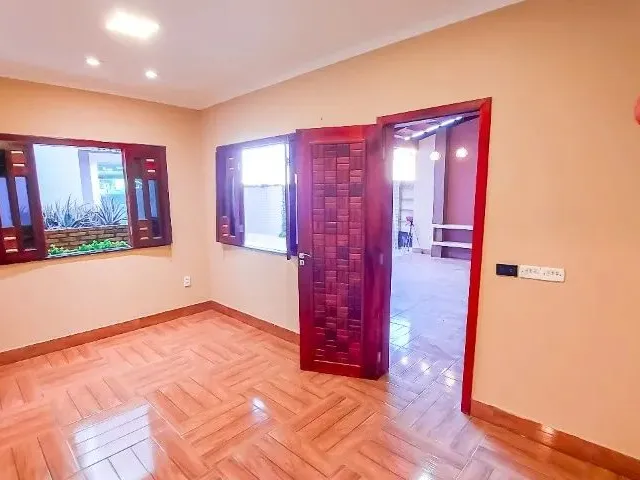 Imagem 5: Excelente Casa no Jardins da Serra