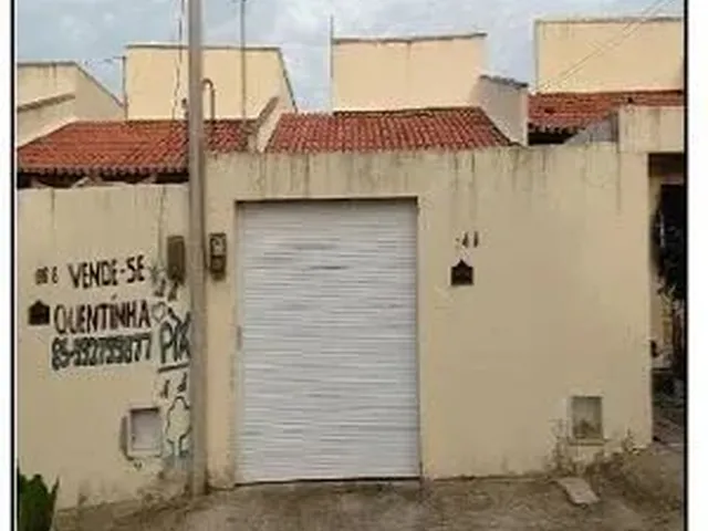 Imagem: A casa possui 2 Dormitórios, 1 Banheiro, 1 Vaga na