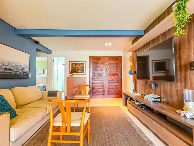 Imagem: Apartamento com 3 Quartos À Venda em Centro