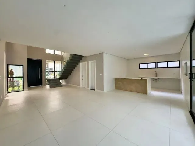 Imagem 3: Casa Terras Alphaville, de Esquina, 4 Suítes, Eusébio