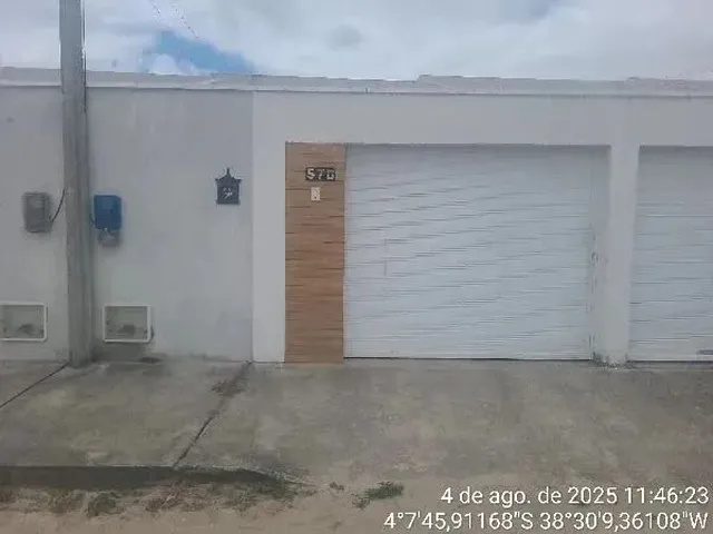 Imagem: A casa possui 2 Dormitórios, 1 Banheiro, 1 Vaga na