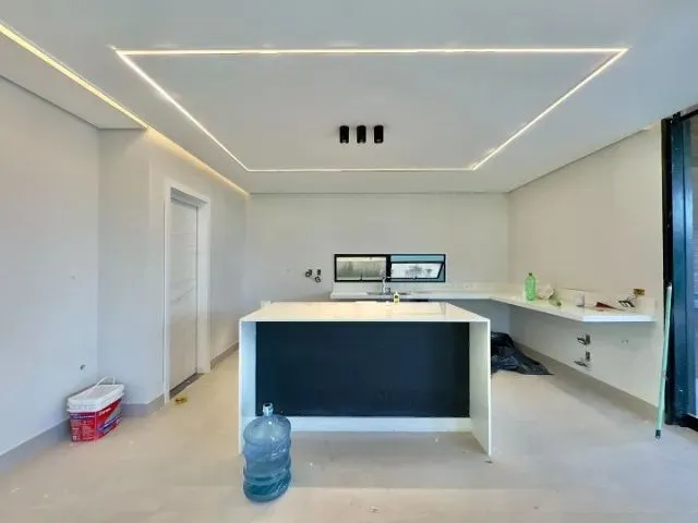 Imagem 12: Casa de Esquina na Cidade Alpha, 4 Suítes, Eusébio
