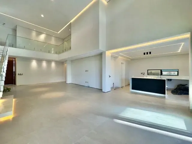 Imagem 5: Casa de Esquina na Cidade Alpha, 4 Suítes, Eusébio