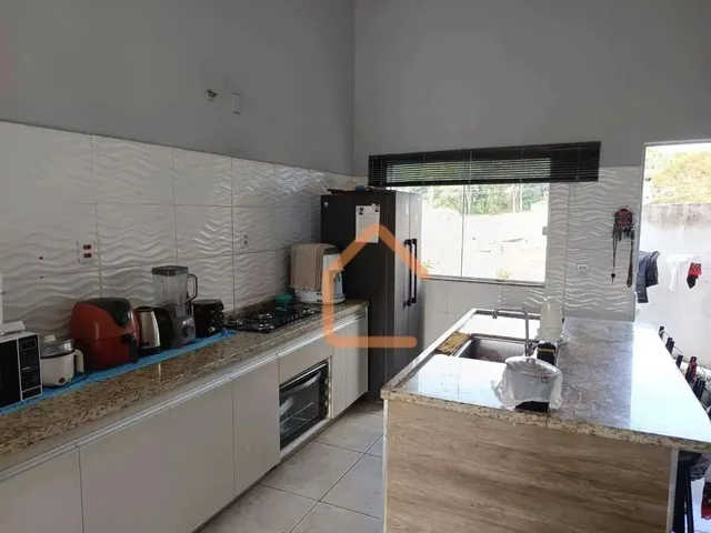 Imagem: Casa com 3 Dormitórios À Venda, 175 M²
