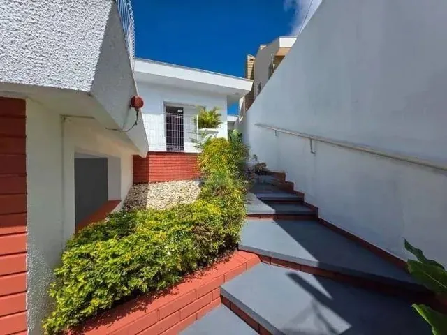 Imagem 3: Casa com 6 Dormitórios para Alugar, 158 M² por R$ 5.200,00/Mês - Quebec - Londrina/Pr
