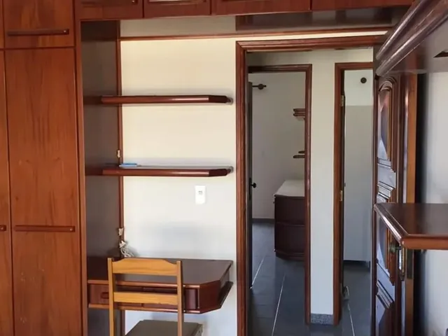 Imagem 9: Alugo Quarto/Suíte Mobiliados. Ambiente Predominantemente Masculino