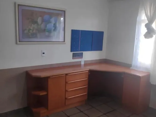 Imagem 12: Alugo Quarto/Suíte Mobiliados. Ambiente Predominantemente Masculino