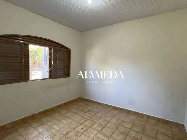 Imagem 3: Casa com 3 Quartos para Alugar, 80 M² por R$ 1.250/Mês - Leonor - Londrina/Pr