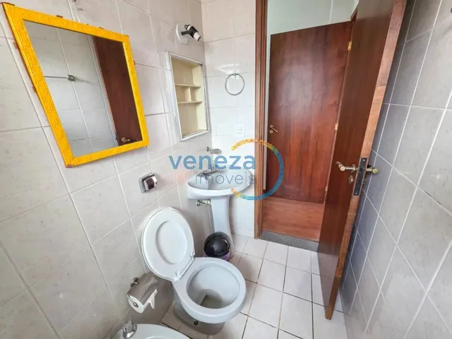 Imagem 3: Apartamento com 3 Quartos para Alugar por R$ 1400.00, 90.00 M2 - Centro - Londrina/Pr