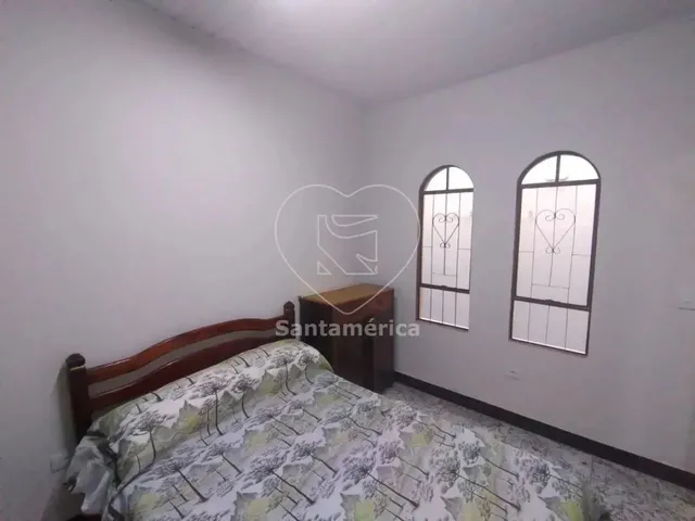 Imagem 7: Casa para Alugar Próximo Ao Aeroporto de Londrina com 2 Quartos na Região Leste, Jardim