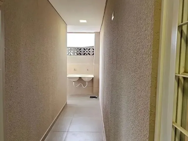 Imagem 2: Imóvel para Aluguel Tem 35 Metros Quadrados com 1 Quarto em Setor Campinas - Goiânia