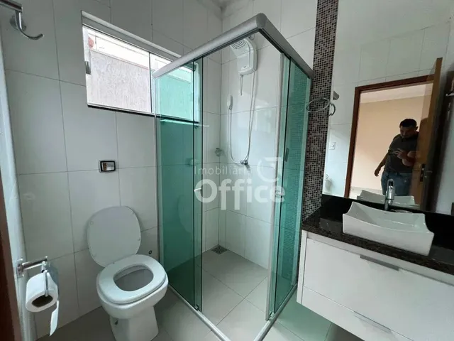 Imagem 14: Casa com 3 Dormitórios para Alugar, 220 M² por R$ 4.000/Mês - Alvorada - Anápolis/Go