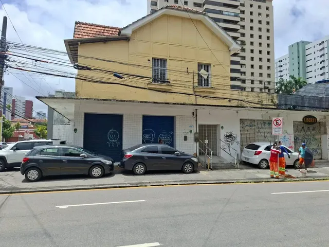 Imagem 3: Alugo Casa de Esquina para Comércio com 372M² no Bairro das Graças - Recife - Pe