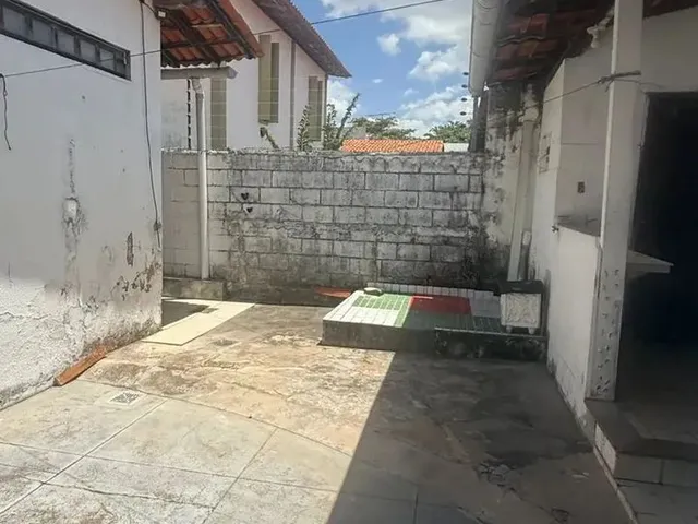 Imagem 4: Imóvel para Aluguel com 360 Metros Quadrados com 4 Quartos em Renascença - São Luís