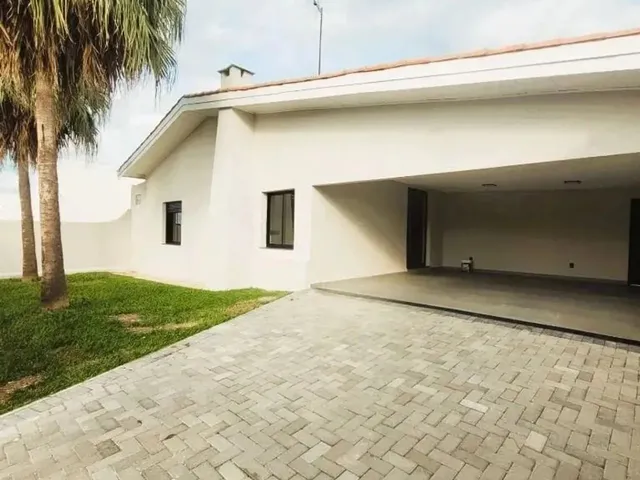 Imagem: Casa Totalmente Térrea, Recém Reformada
