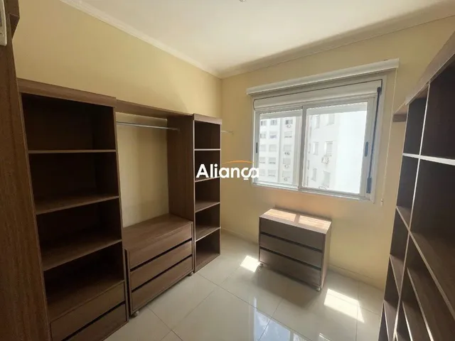 Imagem 2: Apartamento para Alugar Mobiliado com 3 Dormitórios 1 Suíte e 1 Vaga de Carro no Bairro