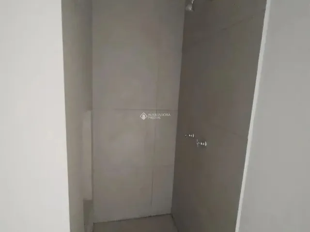 Imagem 8: Apartamento 2 Dormitórios, 2 Banheiros, Garagem Escriturada, Ótima Localização No