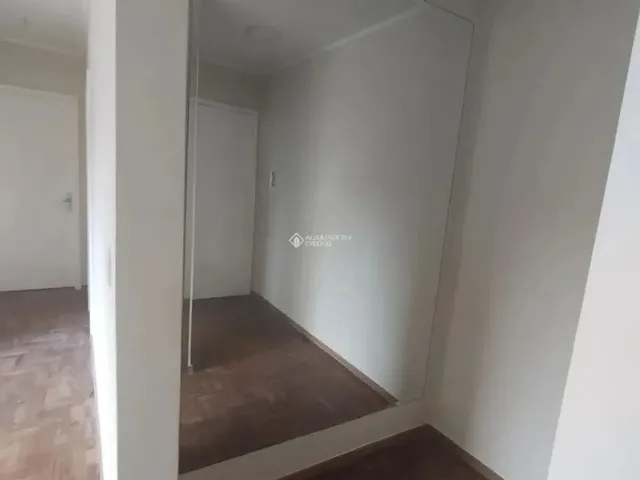 Imagem 3: Apartamento 2 Dormitórios, 2 Banheiros, Garagem Escriturada, Ótima Localização No