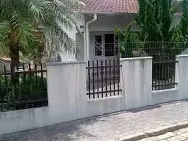 Imagem 2: Térrea para Venda com 120 Metros Quadrados com 2 Quartos em Centro - Rodeio - Sc