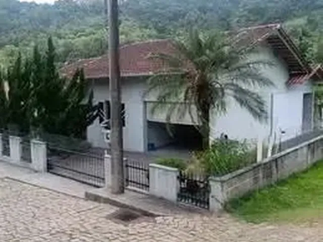 Imagem 6: Térrea para Venda com 120 Metros Quadrados com 2 Quartos em Centro - Rodeio - Sc