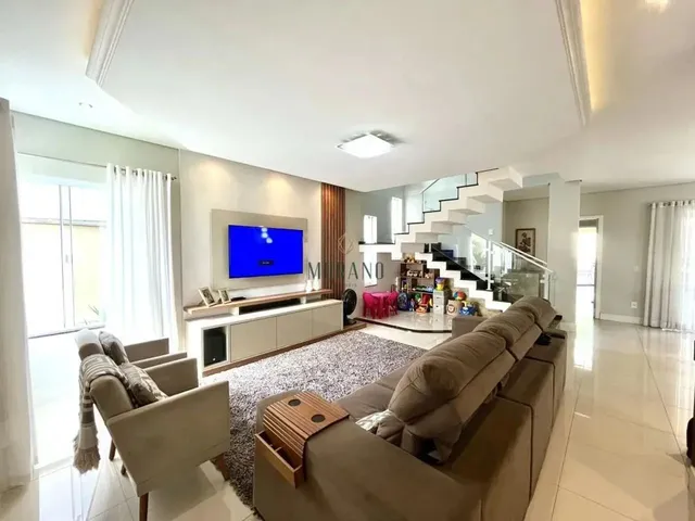 Imagem: Sobrado com 3 Dormitórios À Venda, 260M²