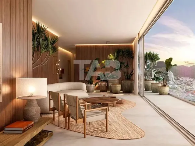 Imagem 1: Apartamento com 4 Quartos À Venda