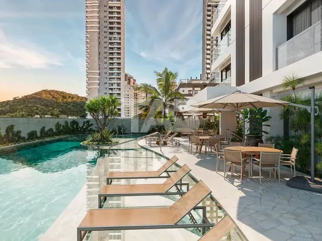 Imagem 7: Apartamento com 4 Quartos À Venda