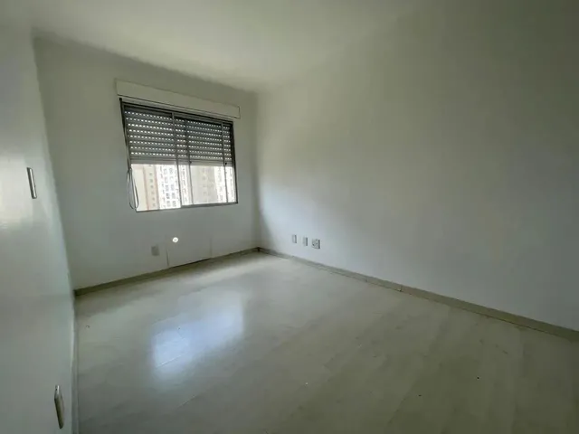 Imagem 7: Imóvel para Aluguel com 72 Metros Quadrados com 2 Quartos em Sarandi - Porto Alegre - Rs