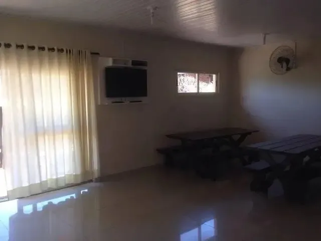Imagem 2: Imóvel para Aluguel com 72 Metros Quadrados com 2 Quartos em Sarandi - Porto Alegre - Rs
