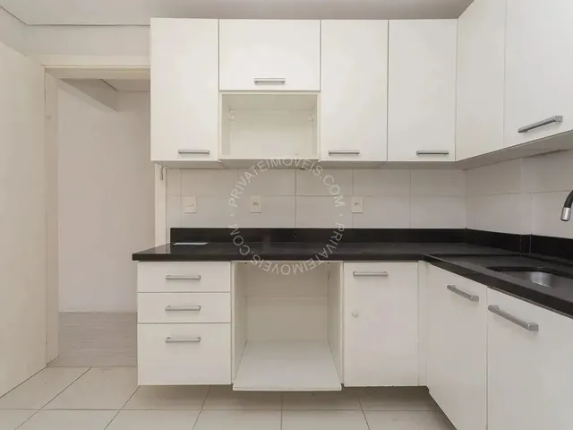 Imagem 9: Apartamento Semimobiliado para Alugar no Higienópolis com 2 Quartos (1 Suíte