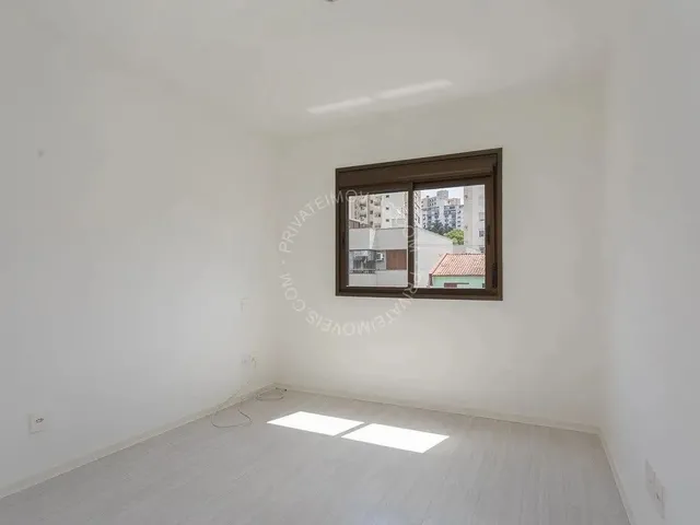 Imagem 8: Apartamento Semimobiliado para Alugar no Higienópolis com 2 Quartos (1 Suíte
