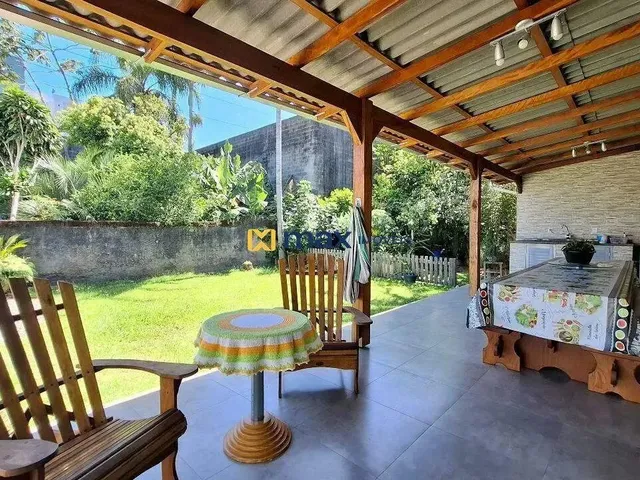 Imagem: Casa Ampla, Semi Mobiliada com 3 Quartos