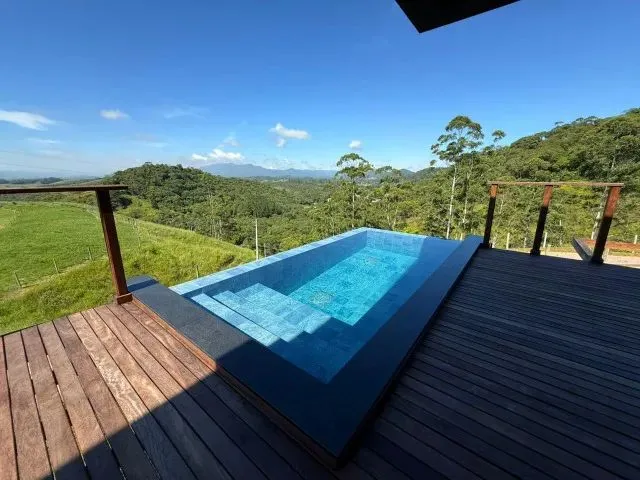 Imagem: Casa Alto Padrão em Área Rural Vista