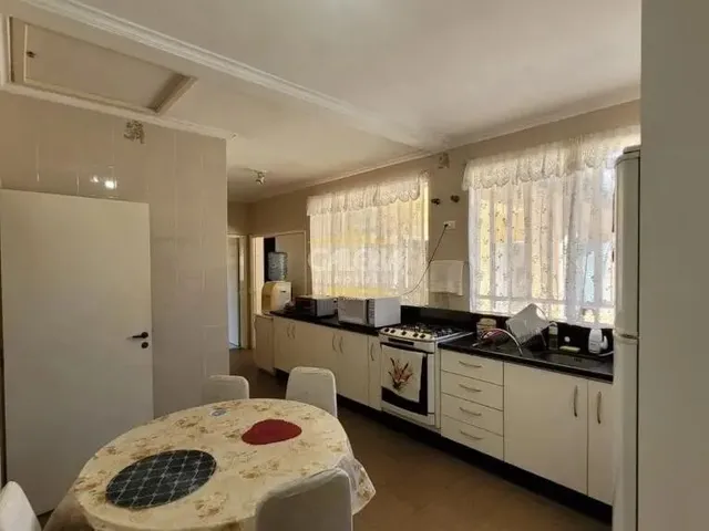 Imagem 2: Casa no América com 4 Quartos para Venda, 263 M²