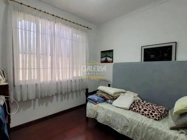 Imagem 7: Casa no América com 4 Quartos para Venda, 263 M²
