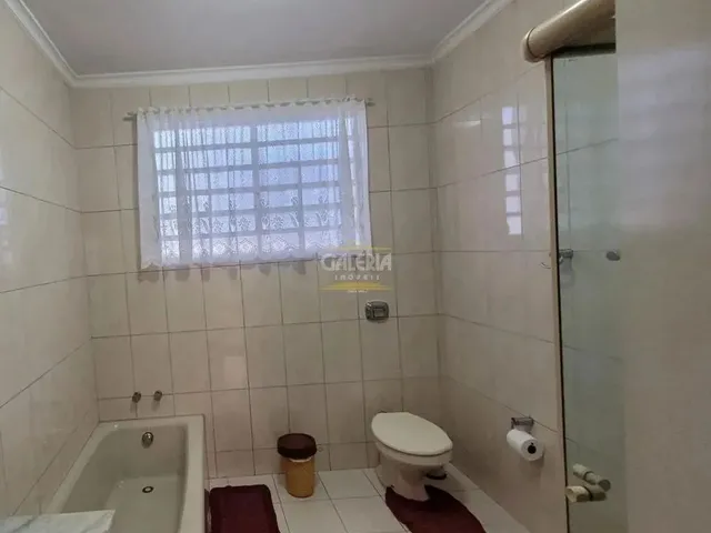 Imagem 15: Casa no América com 4 Quartos para Venda, 263 M²