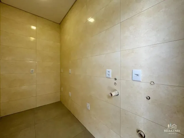 Imagem 4: Casa com 03 Quartos no Bairro Gloria