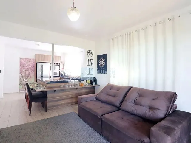 Imagem 16: Ampla Casa com 3 Dormitórios Sendo 1 Suíte no Bairro Itoupava Norte!