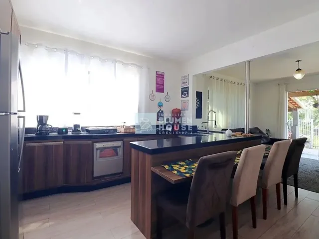 Imagem 14: Ampla Casa com 3 Dormitórios Sendo 1 Suíte no Bairro Itoupava Norte!