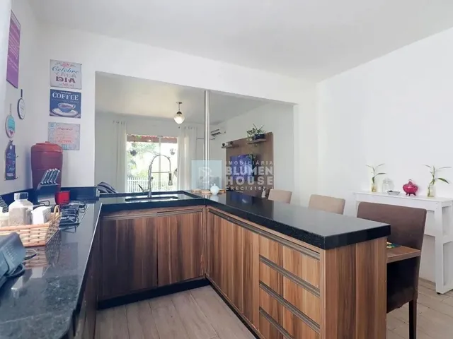 Imagem 13: Ampla Casa com 3 Dormitórios Sendo 1 Suíte no Bairro Itoupava Norte!