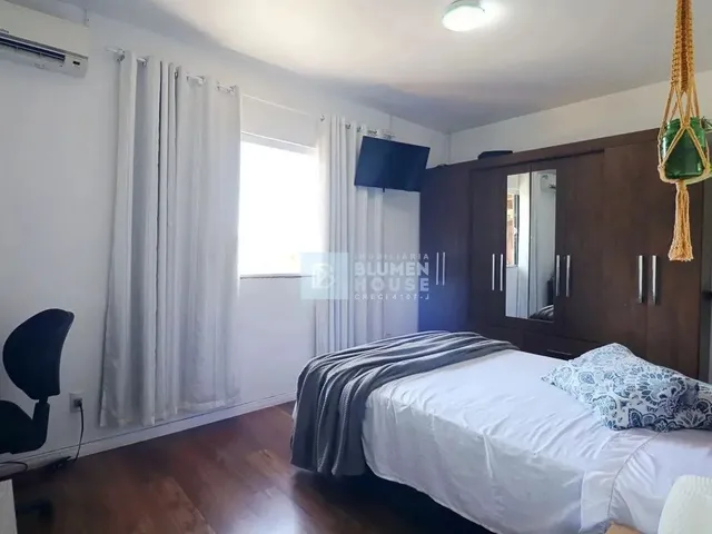 Imagem 3: Ampla Casa com 3 Dormitórios Sendo 1 Suíte no Bairro Itoupava Norte!