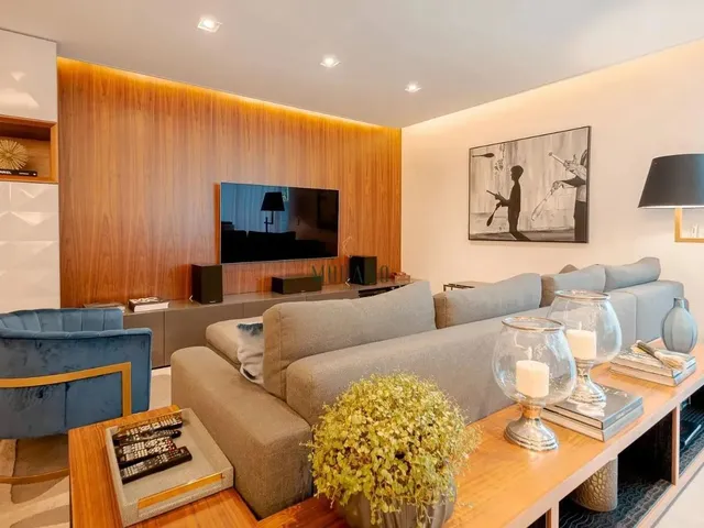 Imagem 2: Casa com 4 Dormitórios À Venda, 240 M² por R$ 1.700.000,00 - América - Joinville/Sc