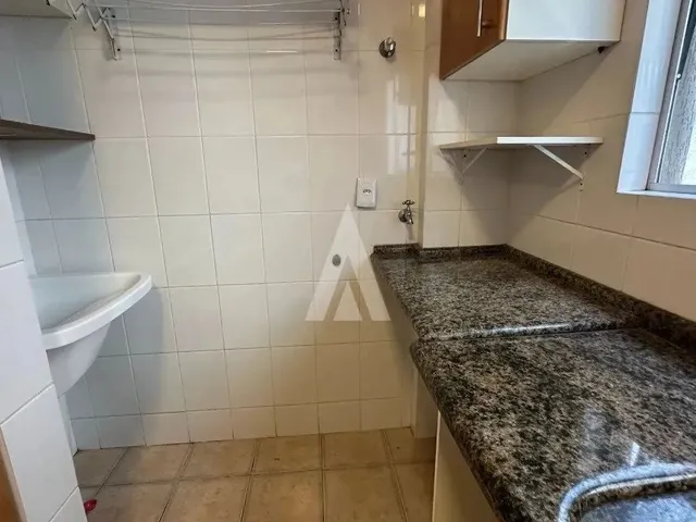 Imagem 2: Apartamento com 1 Suíte e 2 Quartos À Venda no Bairro América em Joinville-Sc Por